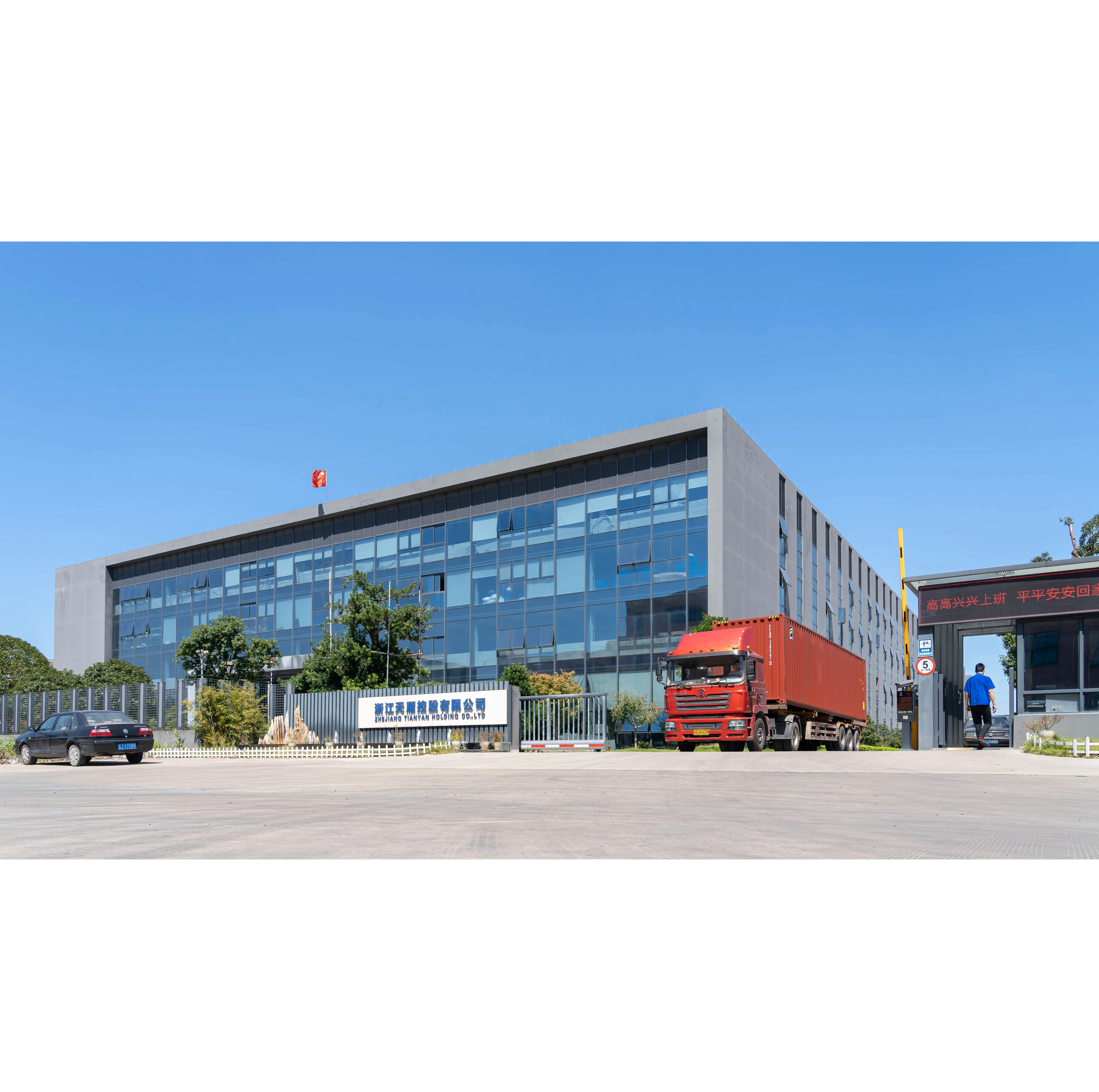 Reliable Supplier hot cload water plastic pipe fittings UPVC  CPVC CTS CPVC ASTM D2846 CROSS TEE