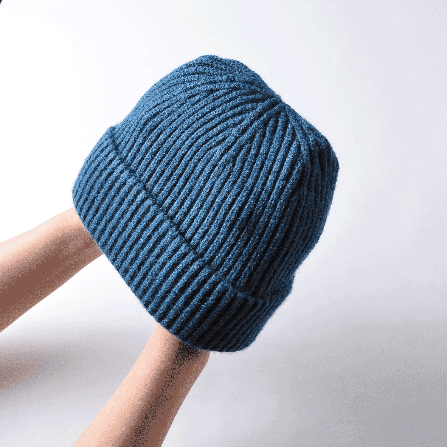 Wholesale Custom Mens winter beanie hat fashion blank multi-color unisex knit ski skull caps