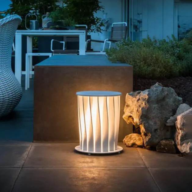 IP65 modern shutter modeling creative design Street courtyard pillar led 0.8m lawn passage garden light