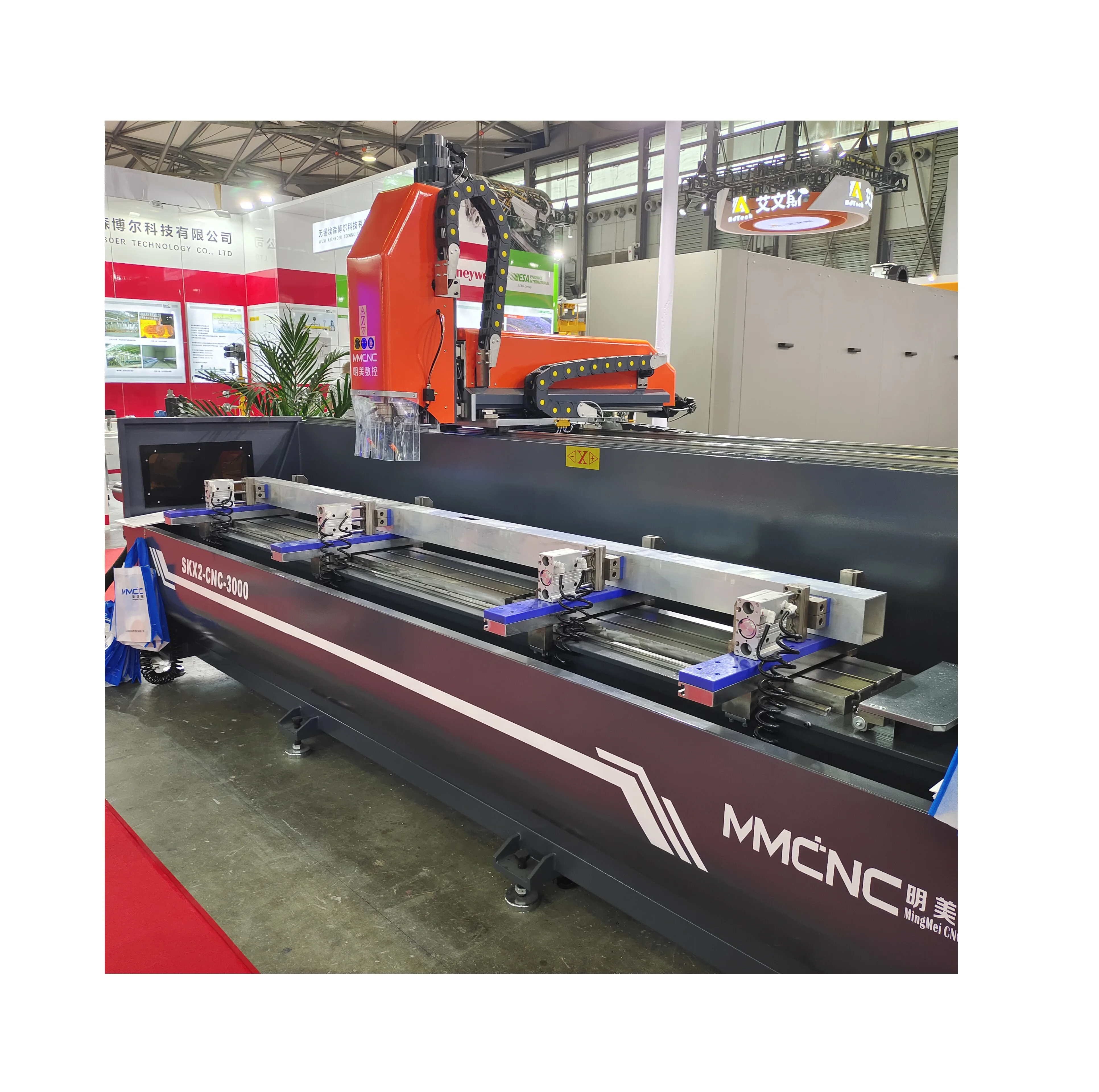 3000mm stroke CNC Dual axis aluminum profile drilling machine lock hole Milling Machine door and window making machine