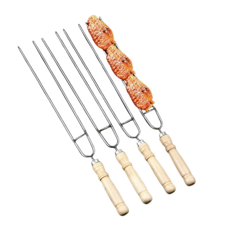 Best-selling barbecue fork stainless steel non-magnetic roast needle chicken wings wooden handle roast lamb leg tool accessories