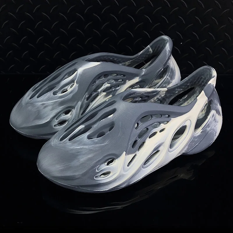 yeezy foam runner moon grey men beach sandals custom printed clog hole shoes yezzy slides zapatillas camo beige gray men yezzys