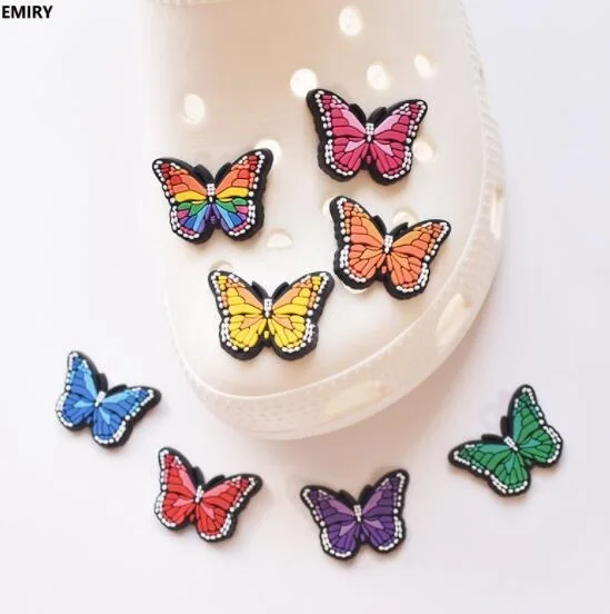 Hot selling PVC soft rubber hole shoe buckle detachable wrist strap decorative buckle cartoon colorful butterfly shoe charms