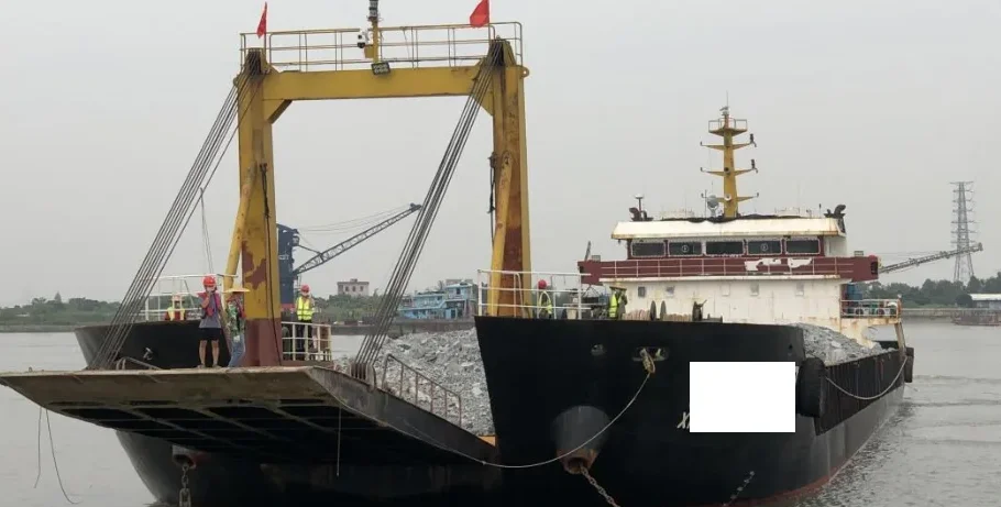 sale  of used deck barge ship  build  in 2021 China shipyard