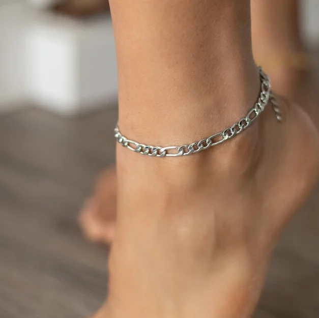 High Quality Wholesale Luxury Gold Plated Figaro Anklet Nickle Free Stainless Steel Dainty Foot Chain