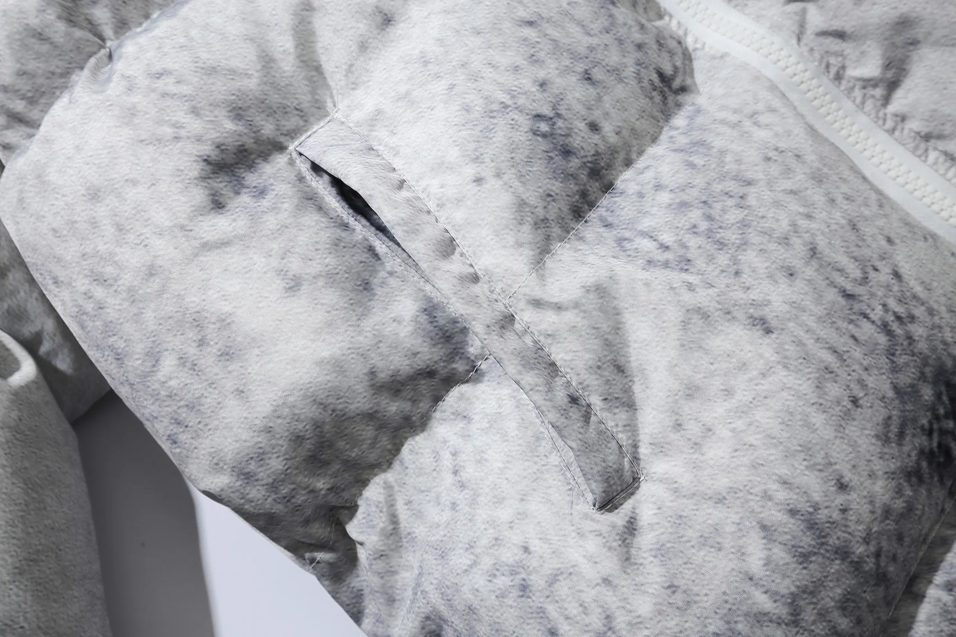 OEM Custom Design High Street Psychedelic Smoke Print Hip Hop Padded Parkas Mens Coats Oversize Casual Warm Thick Puffer Jacket