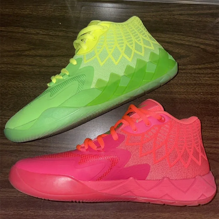 Поступление дизайнерские известные трендовые кроссовки MB.01 Queen City Rick and Morty повседневные Прогулочные для мужчин и женщин