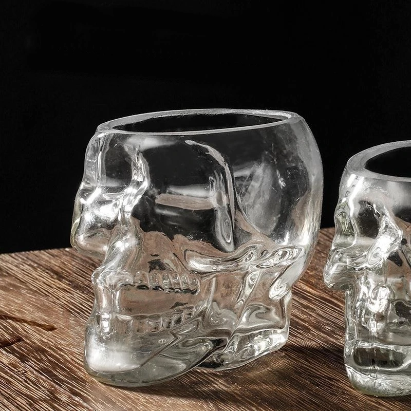Halloween glass wholesale human skeleton shaped whiskey glass skull shot glass beer whiskey cup