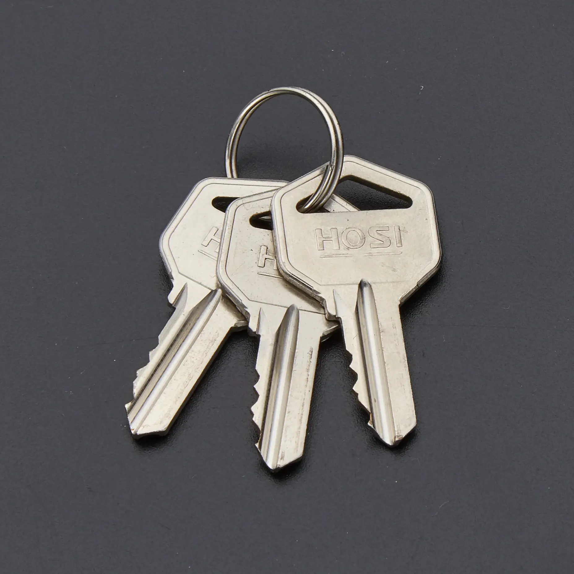 
China Suppliers Wholesale Pattern Painted Padlock Mini Color Copper Hammer Big Padlock 