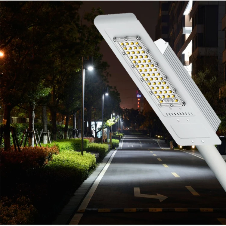 LED Street Light Accessories Municipal Projects 100 Watts Road Lamp Modern Design Energy Saving Chip 3030 SMD