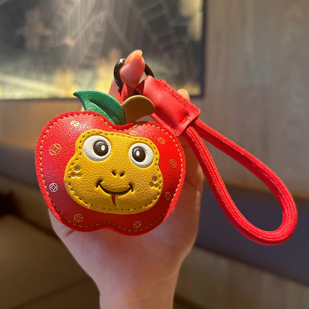 Cute Cartoon 2025 Chinese New Year Snake Year Keychain Handmade Leather Zodiac Snake Bag Charm Keyring Lunar New Year Gifts