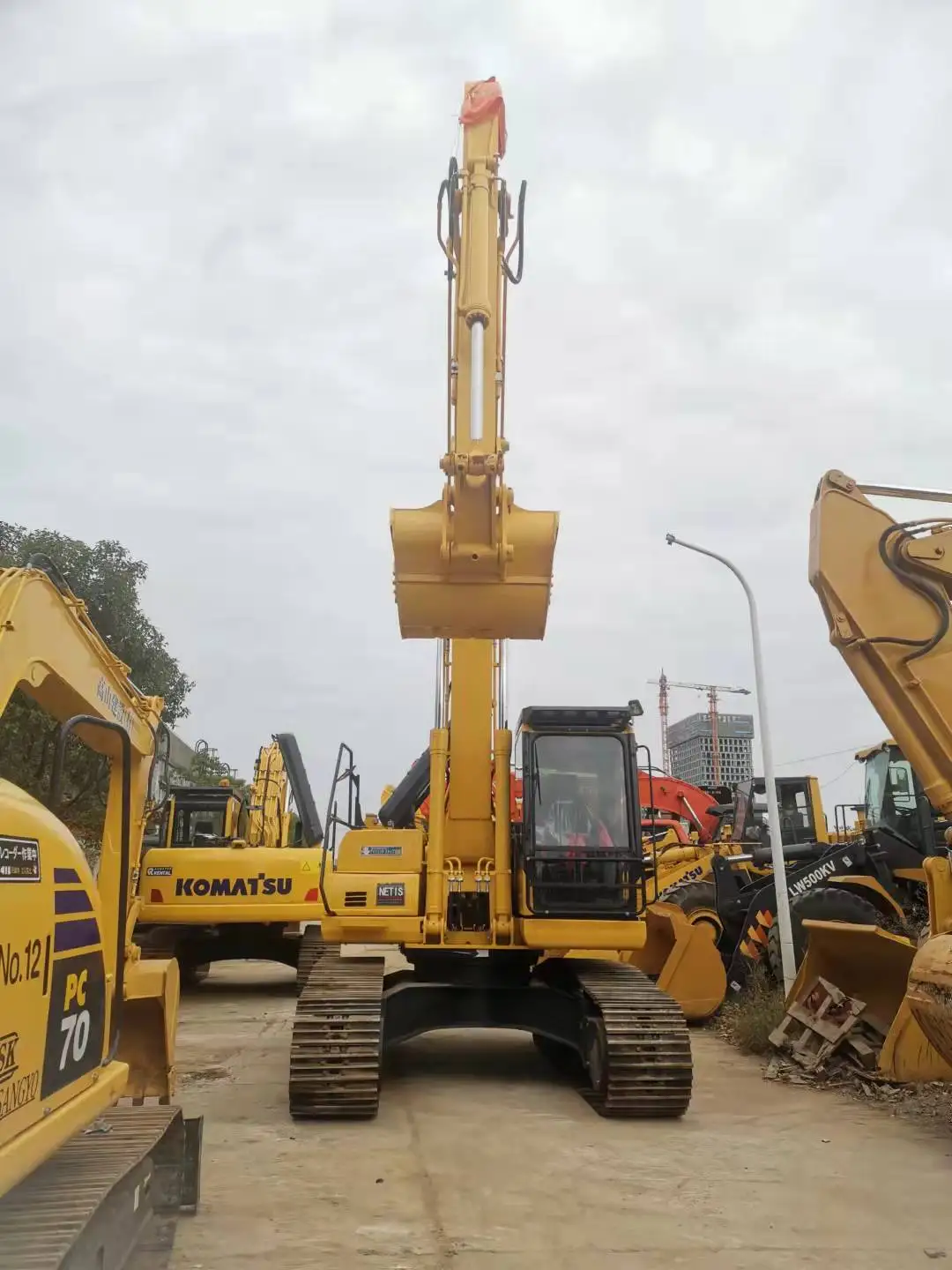 Б/у гидравлический экскаватор komatsu pc200 20 тонн оригинальные японские экскаваторы