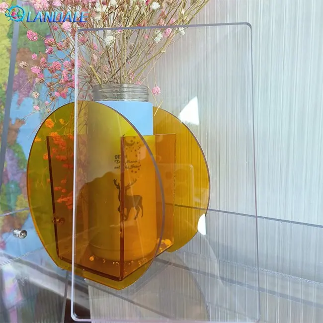 Plastic PC transparent panel solid core polycarbonate board can be used as a car shed awning sun room lighting panel