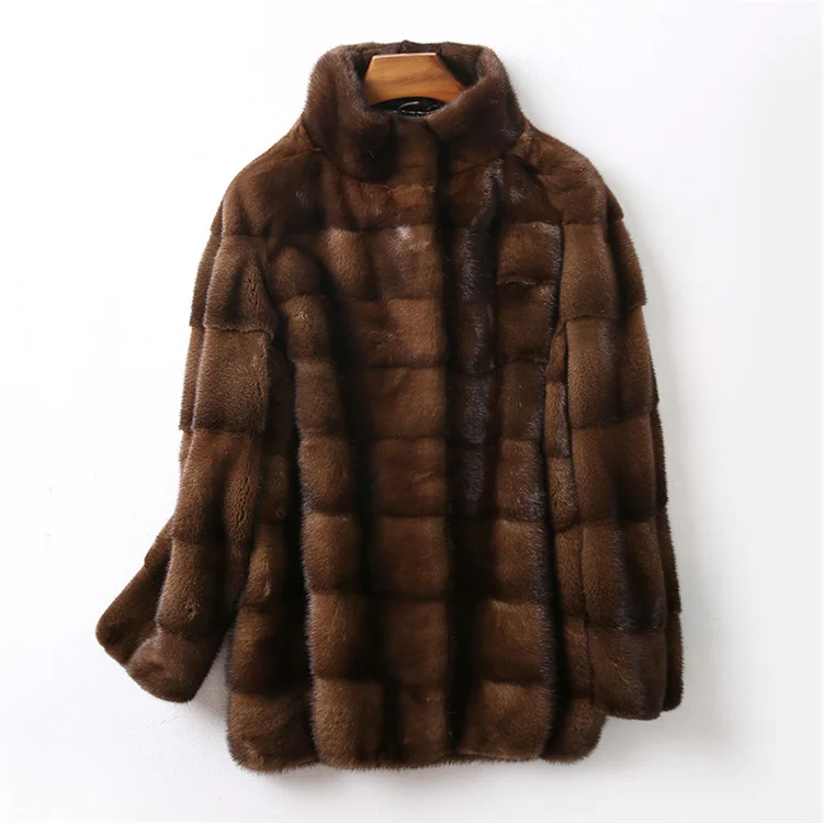 Luxury Fashionable Womens Leather Mink Fur Cozy Warmth Mink Coat For Womens