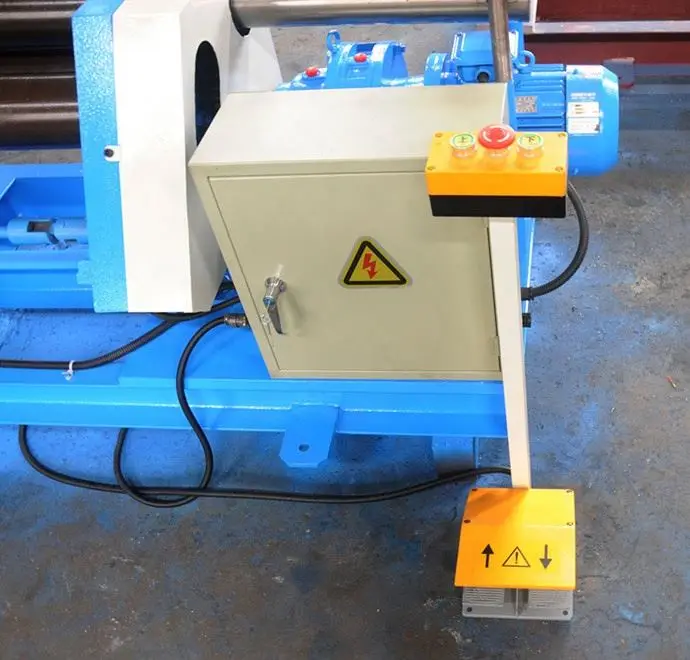 Plate Rolling Machine With Four Rolls