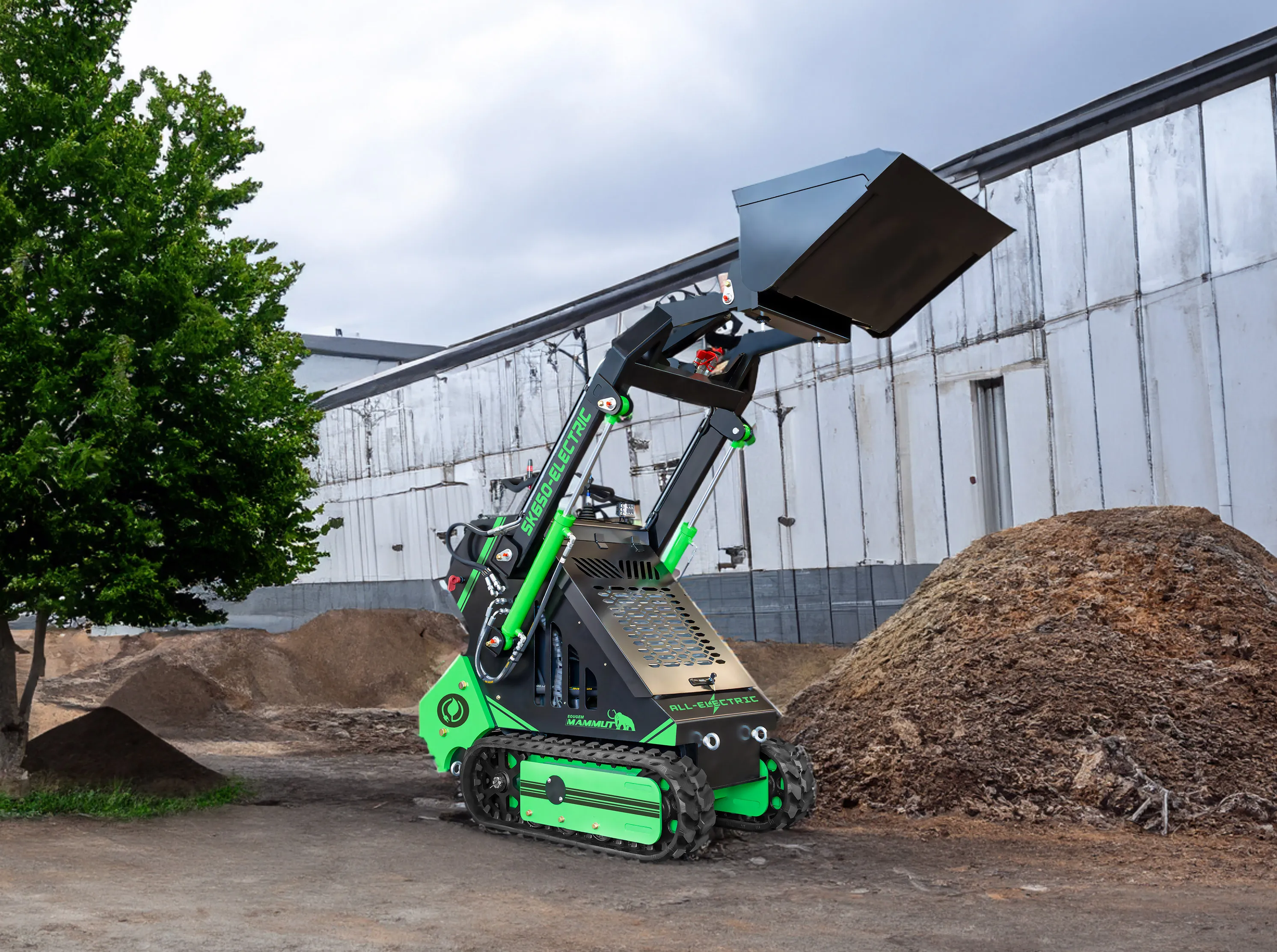 EPA gasoline electric diesel optional lithium battery 280kg 350kg 450kg landscape snow removal machinery mini skid steer loader