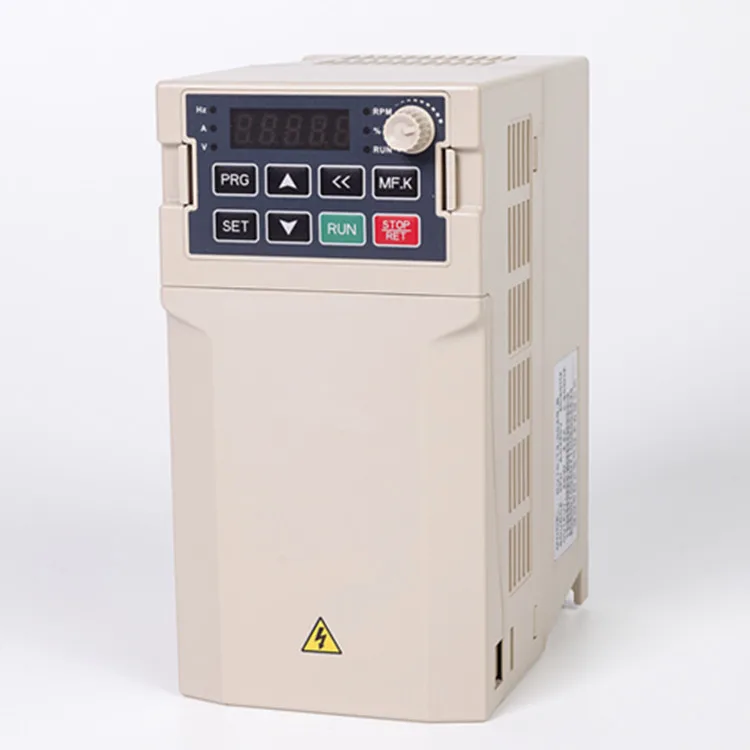 single phase 150VDC to 450VDC three phase 220Vac 0.75kw 1.5kw 2.2kw solar pump inverter