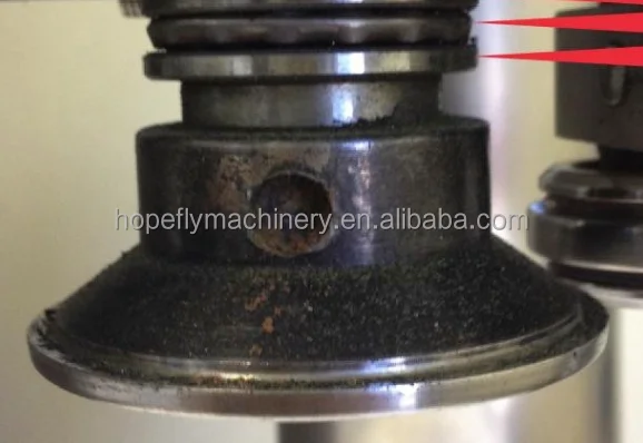 Seaming Chuck For Seaming Machine