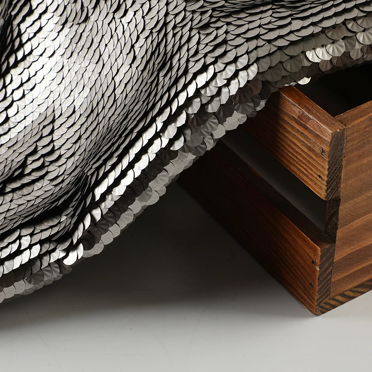 Быстрая доставка Популярная блестящая Круглая Серебряная блестящая трикотажная тяжелая ткань для вечернего платья