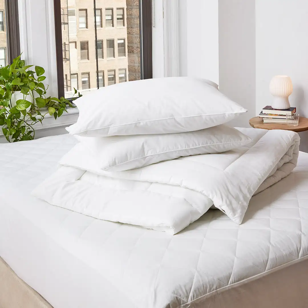 Wholesale Customized Non Woven Fiber Polyester Filled Bed Sleeping Pillow Core Throw Pillow