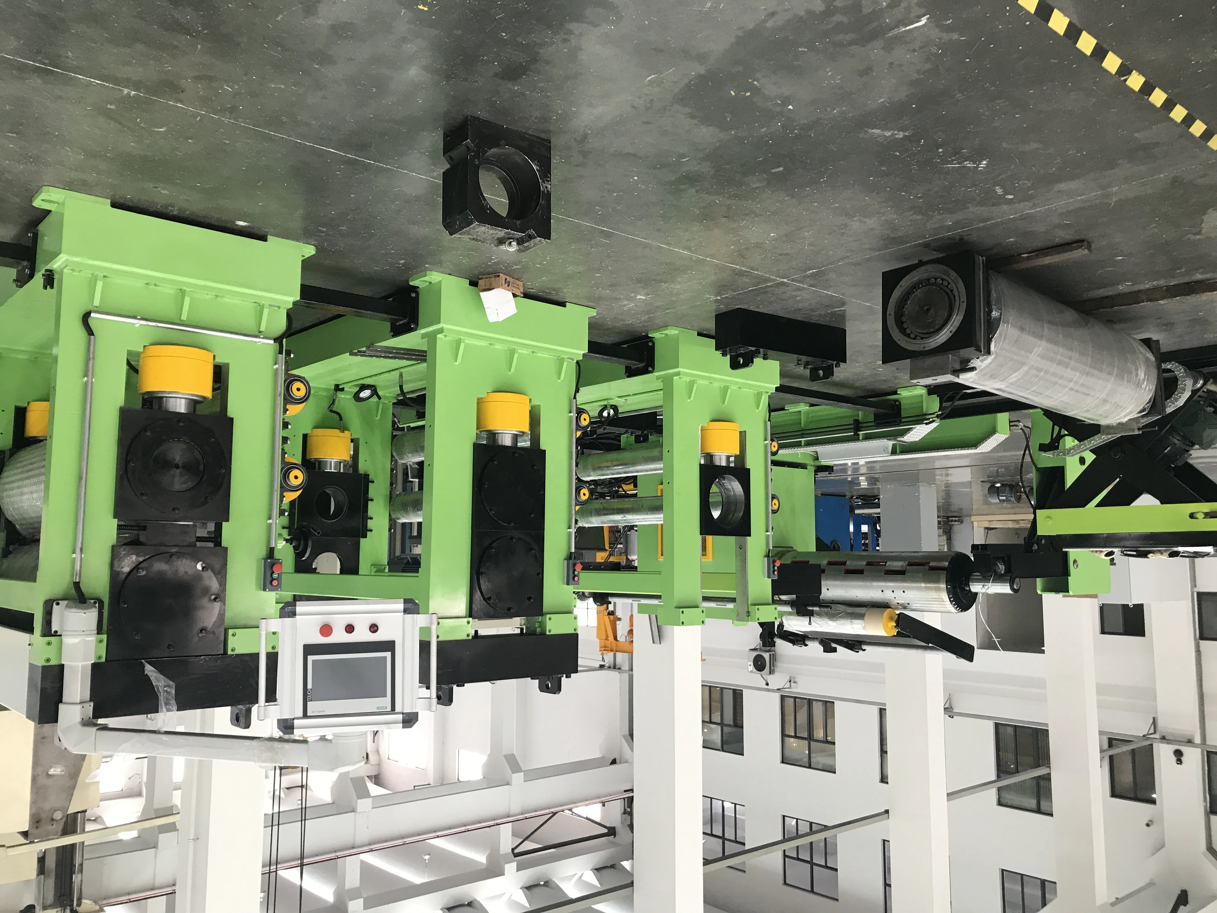 China Automatic manufacturing popular Plate Sheets Embossing Machine For Metal