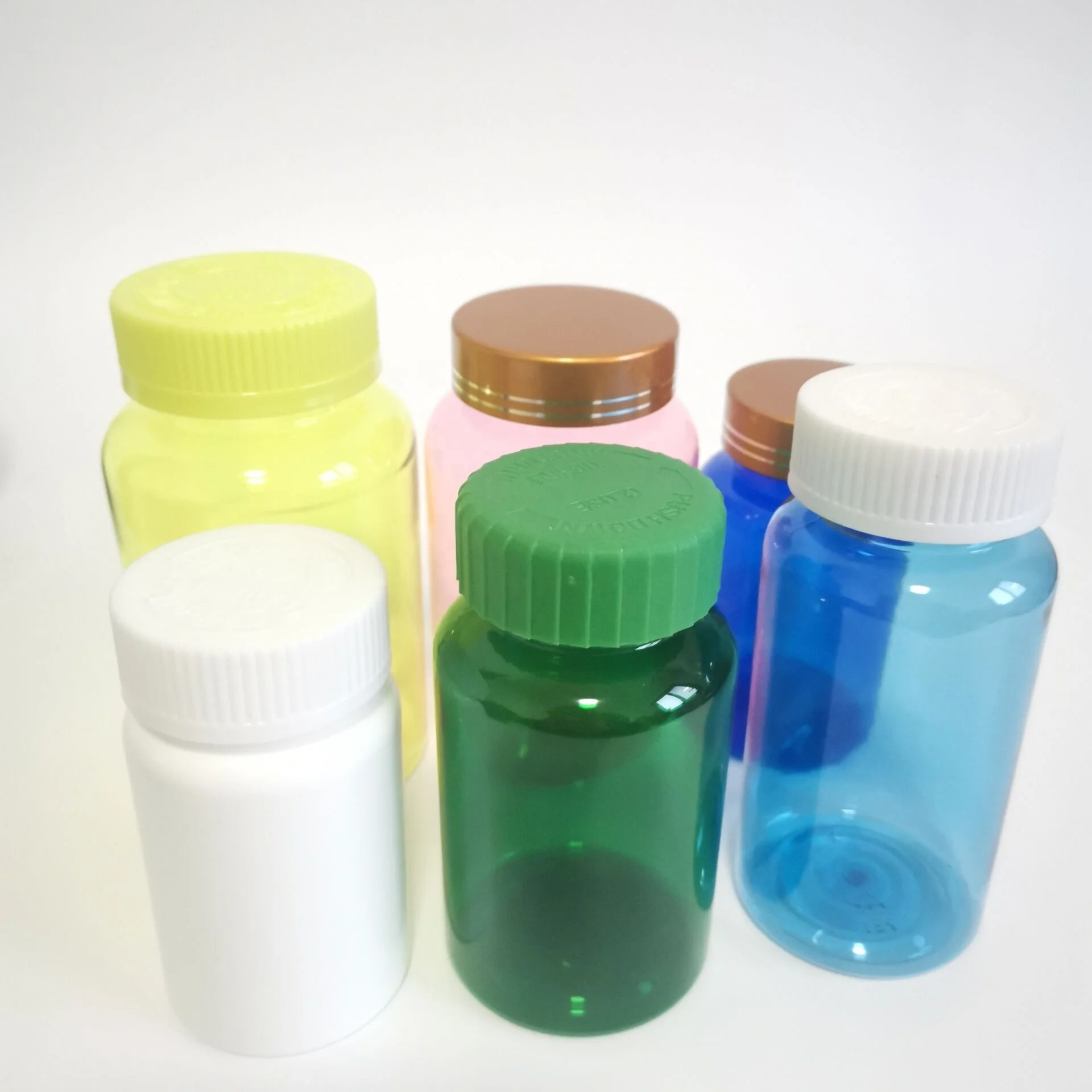 Different Size Pink Yellow White Blue Capsule Container Plastic PET PE HDPE Bottle For Capsule Packaging