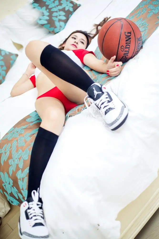 The factory batch hot female underwear models football baby basketball baby clothes hot female underwear models