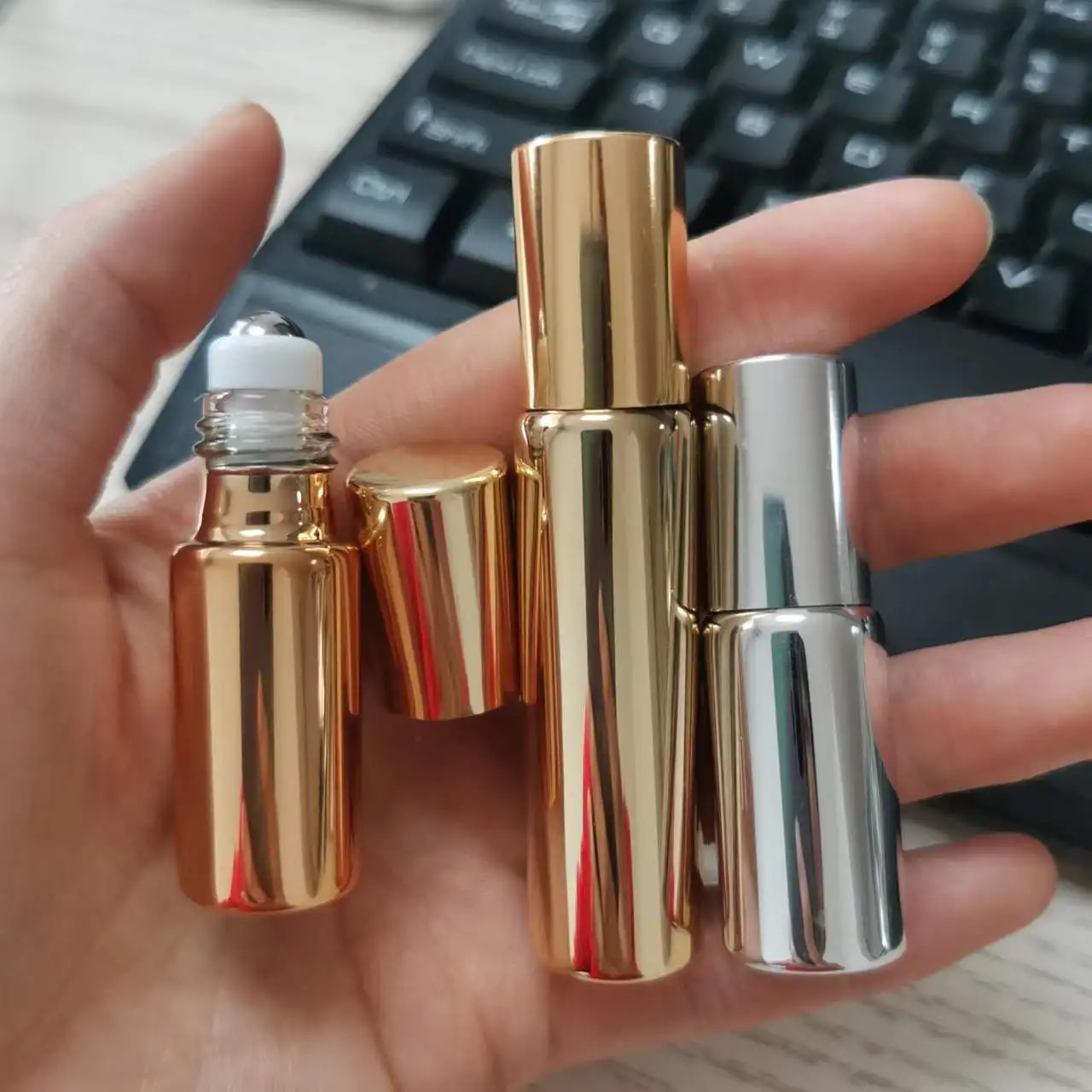 essential oil perfume 5ml 10 ml clear blue amber glass roll on bottles with roller stainless steel ball