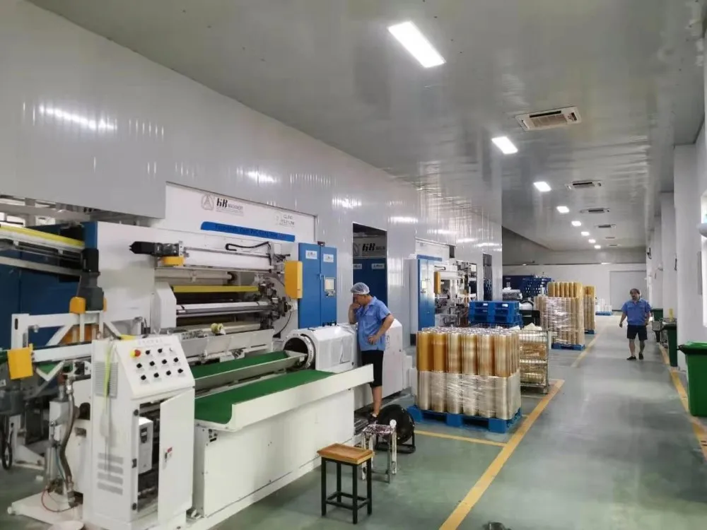 
8.5 mic transparency food grade PVC cling film wrap film 