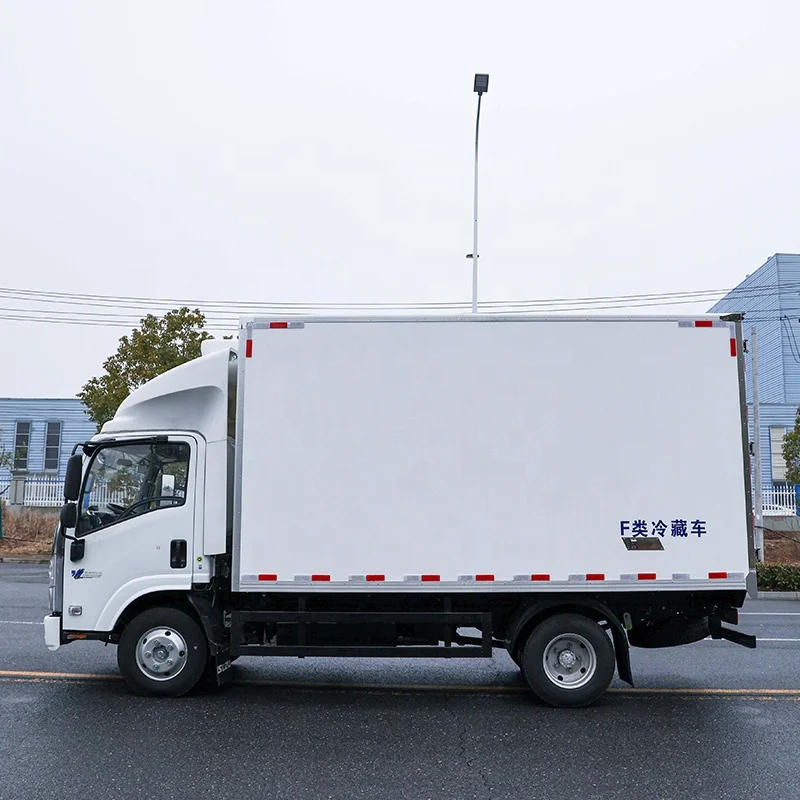 Japan ELF 4x2 Refrigerator Truck 4 Ton Refriger Truckfor Frozen Transport