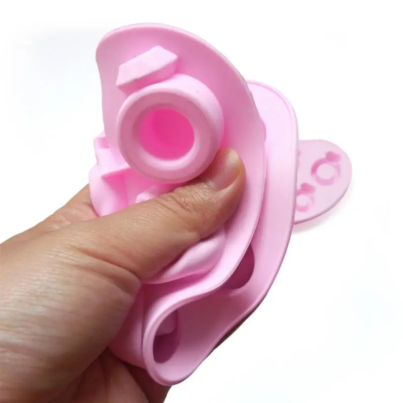 2022 Hot Sale Factory Price Mini Silicon Crush Ice Cube Tray With Ice Bucket