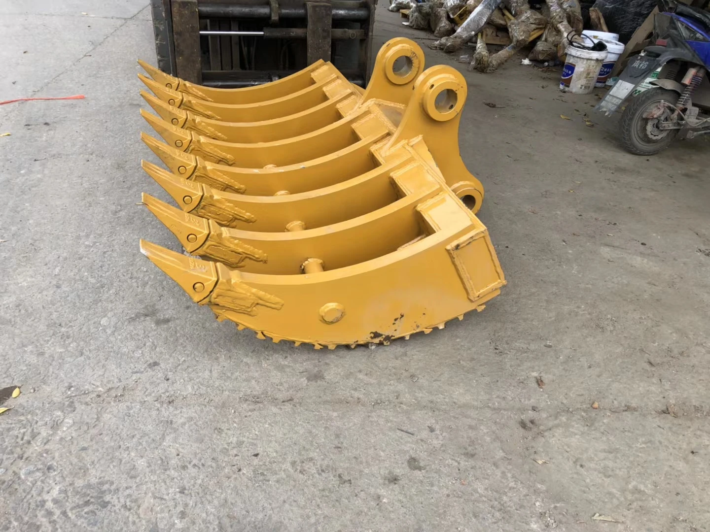  Ковш для экскаватора кошки 349D с 2 6 квадратными зубьями алмазным