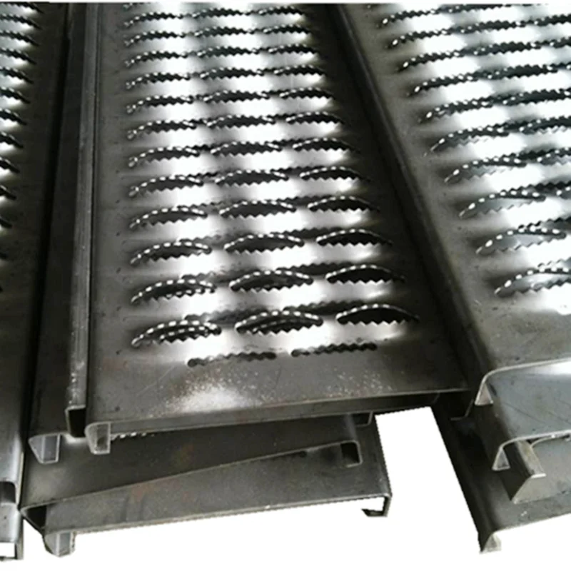 Безопасная перфорированная металлическая рукоятка стойки безопасности решетки протектора