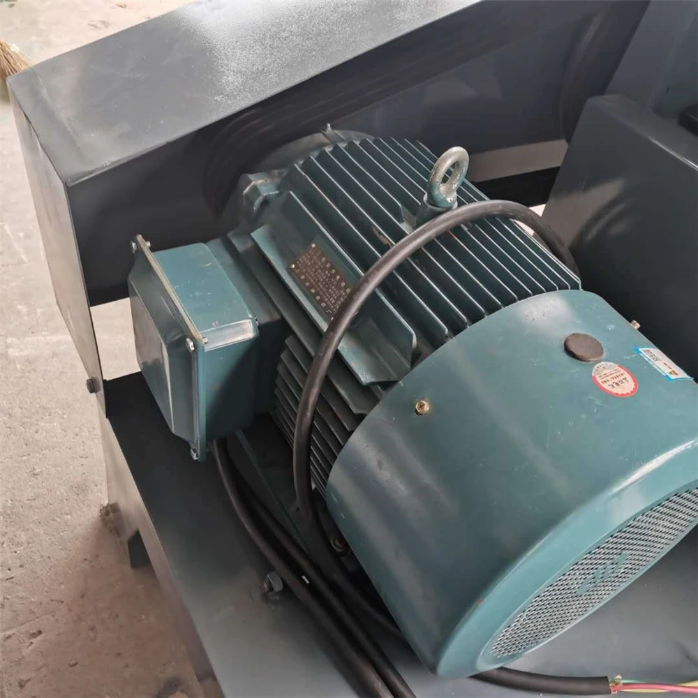 Powerful Automatic Low Noise Industrial Grinding Bag Shredder Small Crushing Plastic Bottle Crusher