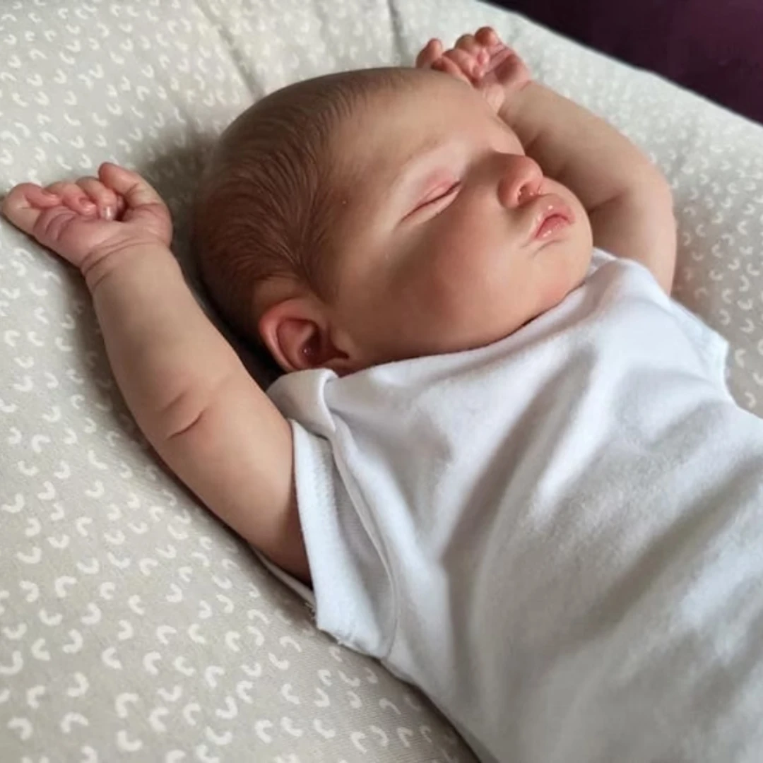 Littlerslove 18Inch Highly Durable Soft Vinyl Baby Doll Reborn Dolls Soft Silicon Cute Reborn Baby Dolls Silicone