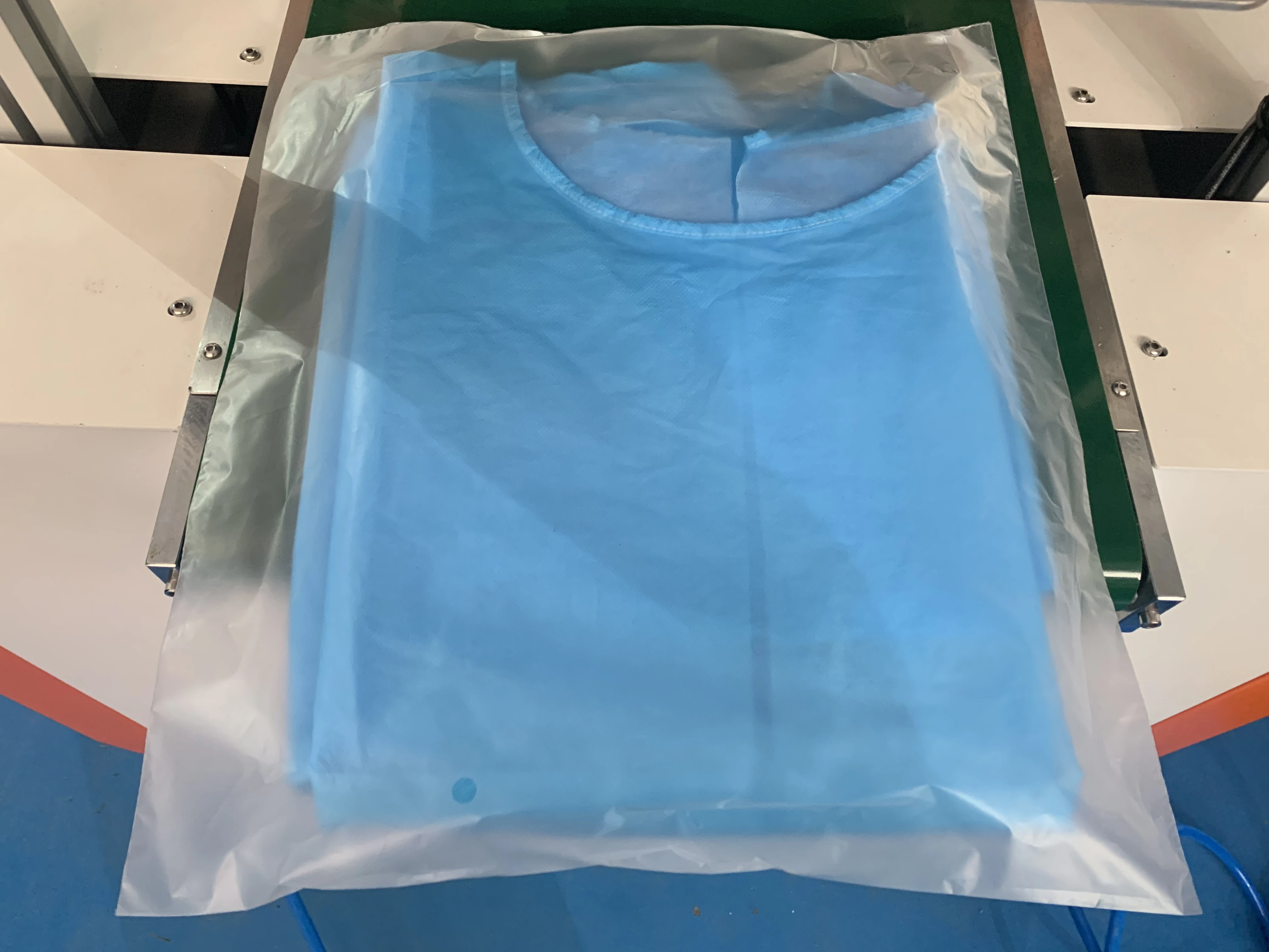 Automatic T-Shirts Folding And Packing Machine bar tacking sewing machine