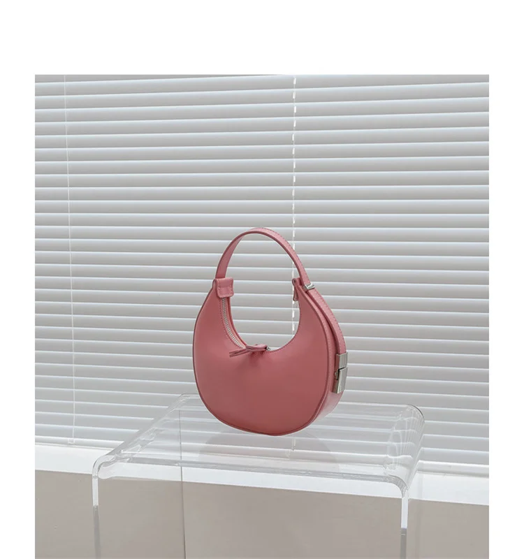 ladies Hobo Bags13.jpg