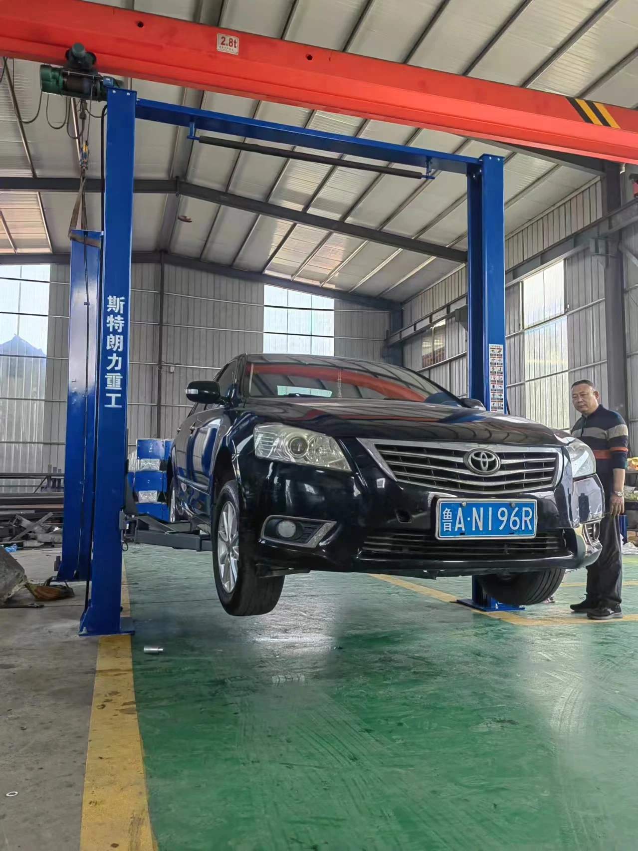 Clear floor design make car jack lift 4 ton