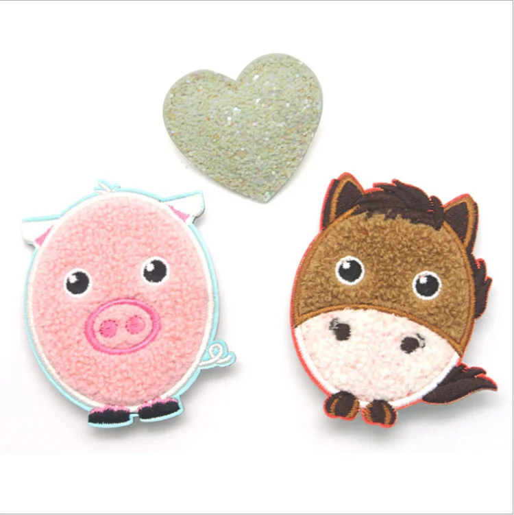 Custom China Supplier children Embroidery Patches for clothing