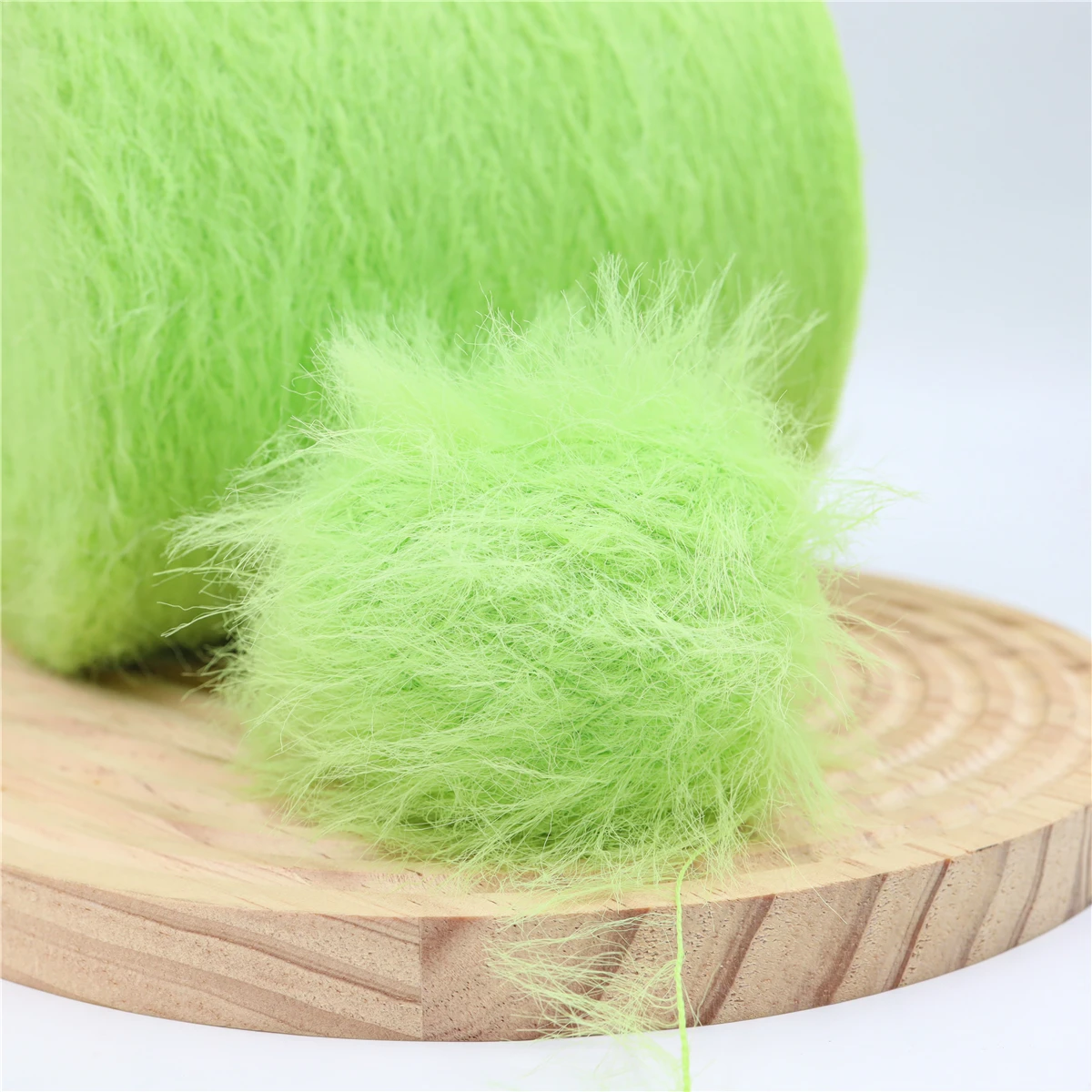 100% nylon feather yarn fancy Yarn High Temperature Resistant Free Sample Accept Custom Color Dyed 5cm Curly