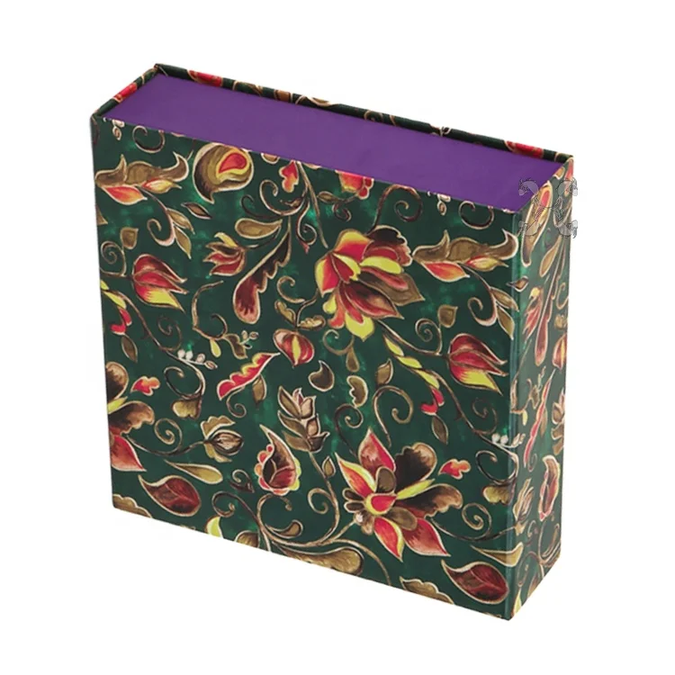 Hoe Nay Customized Printed Luxury Thick Cardboard Cookies Packaging Gift Boxes Close with Magnet