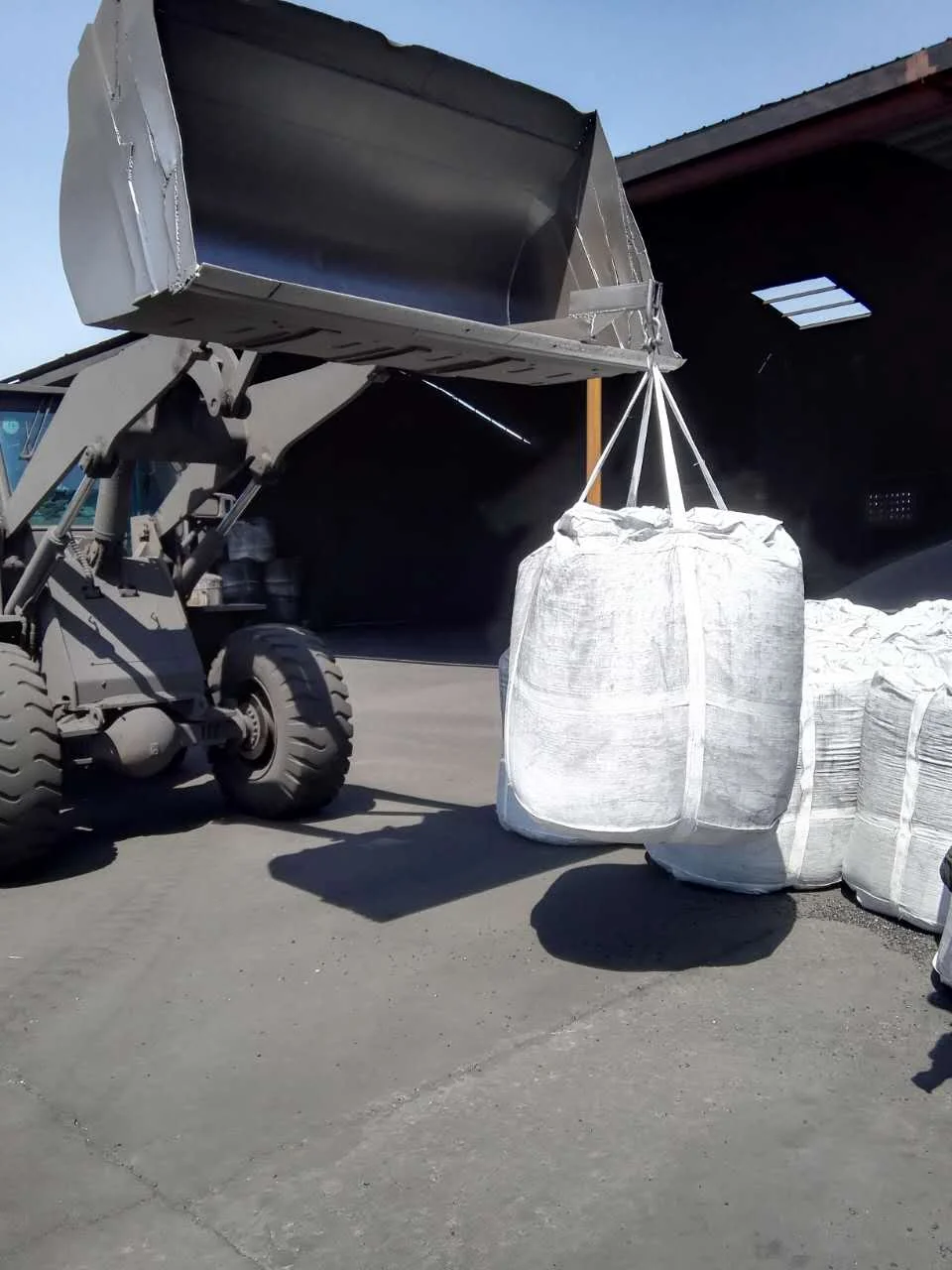 anthracite coal carbon raiser/FD:93%/S0.3%/Ash5.5%/N:0.3%/P0.03%