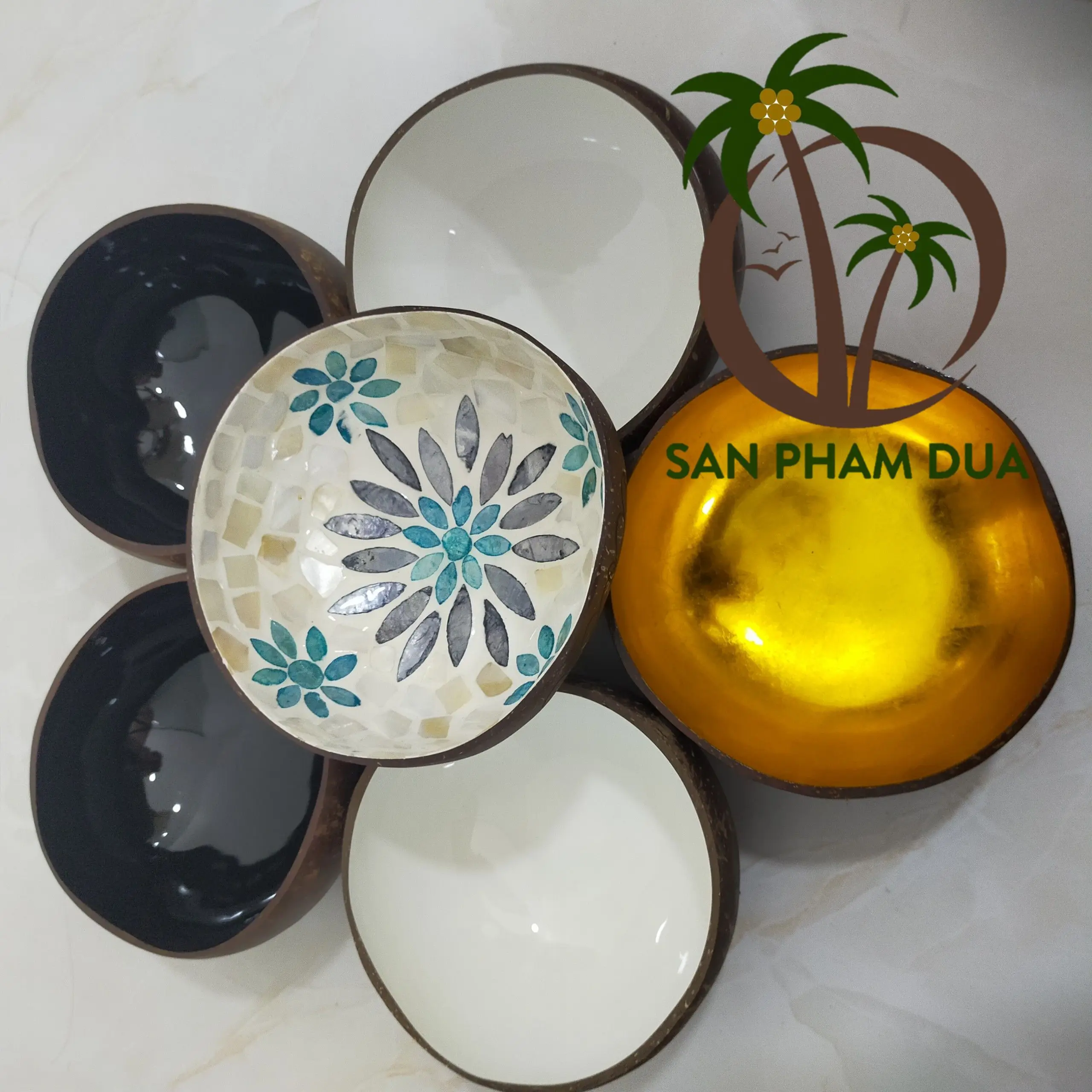 BEAUTIFUL  COCONUT BOWL NATURAL SAFE FOOD HANDICRAFTS  COCONUT SHELL BOWL VIETNAM HAND MADE CRAFT ACAI BOWL