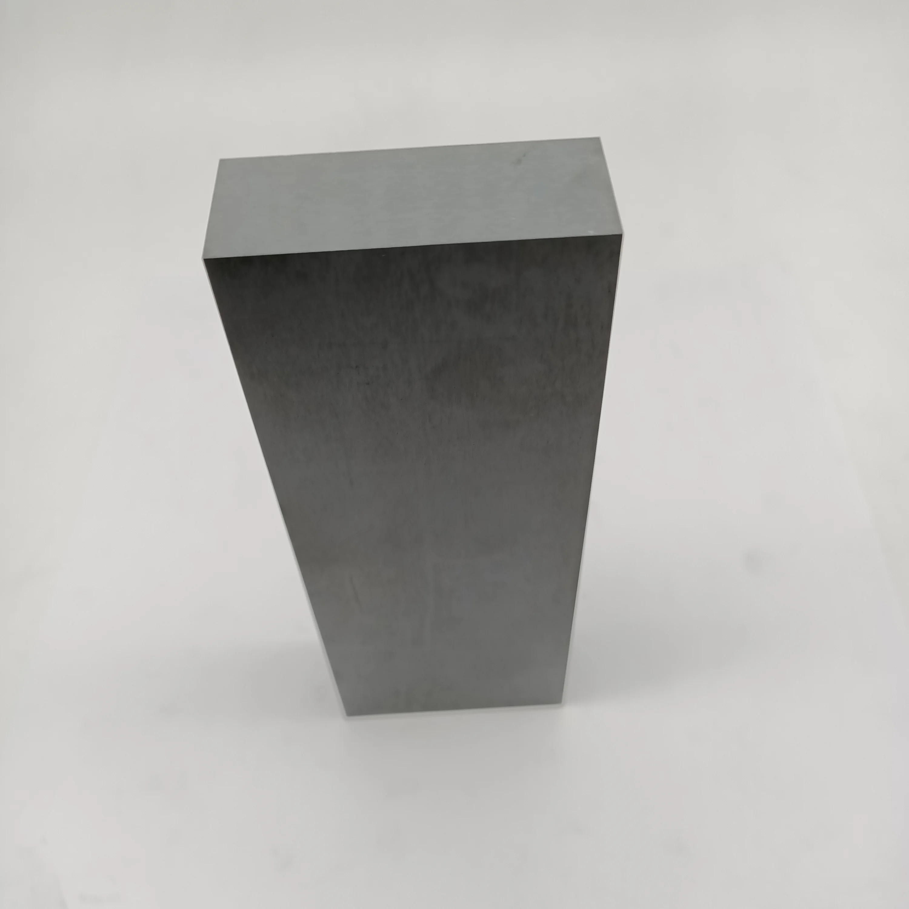 Refractory materials si3n4 silicon nitride bonded silicon carbide brick