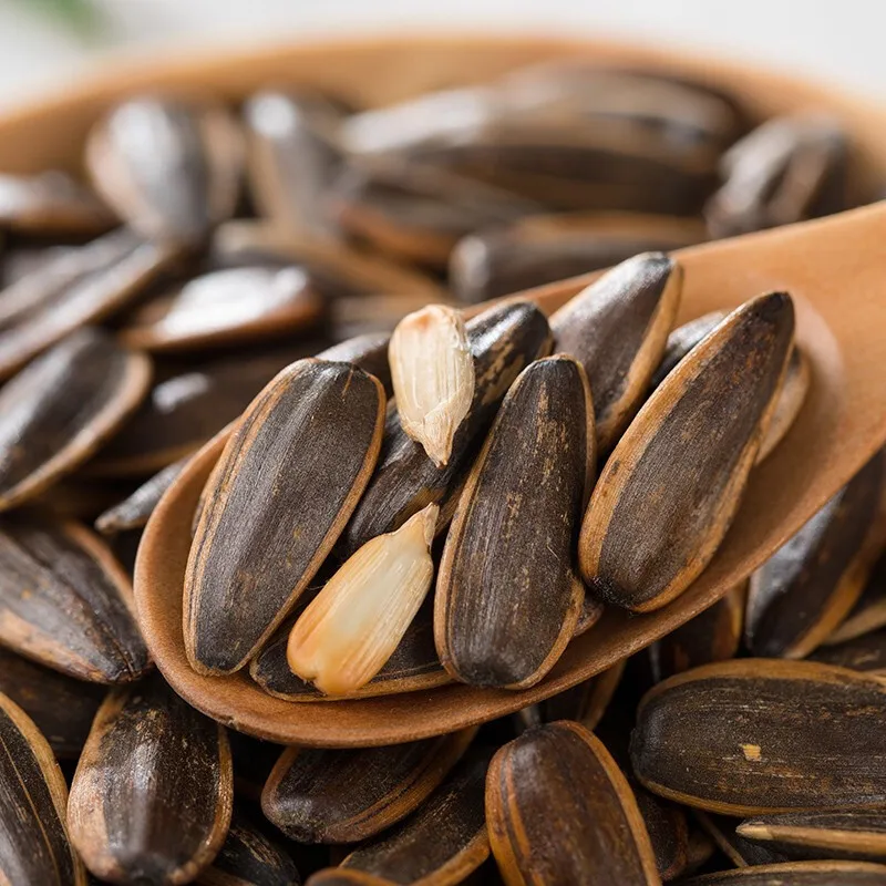 Share the Joy Delicious Black Sunflower Seeds Perfect for Socializing and Celebrations