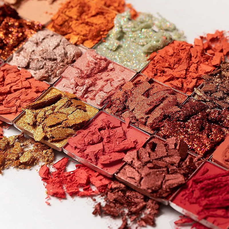 Wanted Distributors High Pigmented 18 Colors Eyeshadow Palette Makeup Glitter Peach Multichrome Eyes Shadow Palette For girls