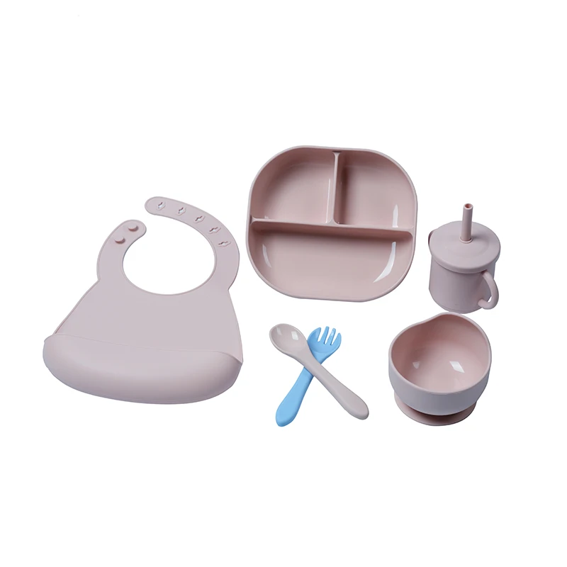 New Arrival 6 Pieces Baby Easy to Grasp Silicone Bib Cup Bowl Suction Plate with Lid Beech Wood Handle Spoon Feeding Set