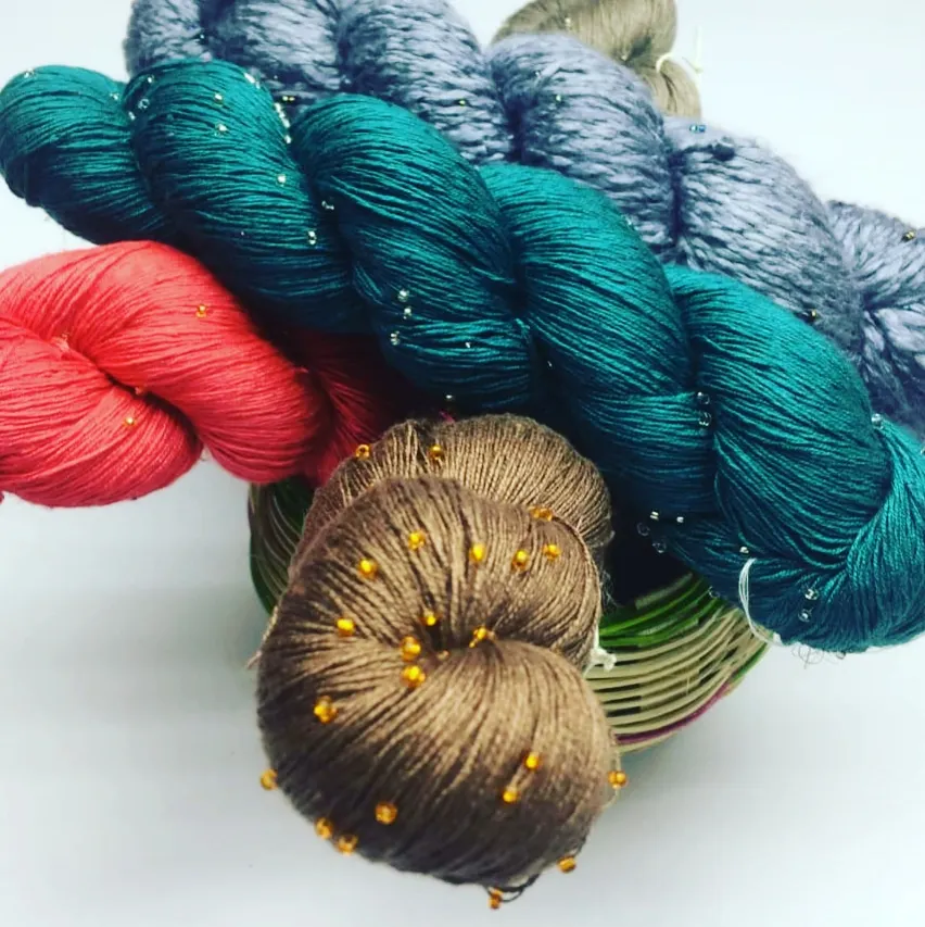 embellished silk Cone Dyed Yarn Mulberry Yarn Weaving Natural Pure Mulberry Raw Silk Spun Silk Factory Price 100 Ring Embroidery