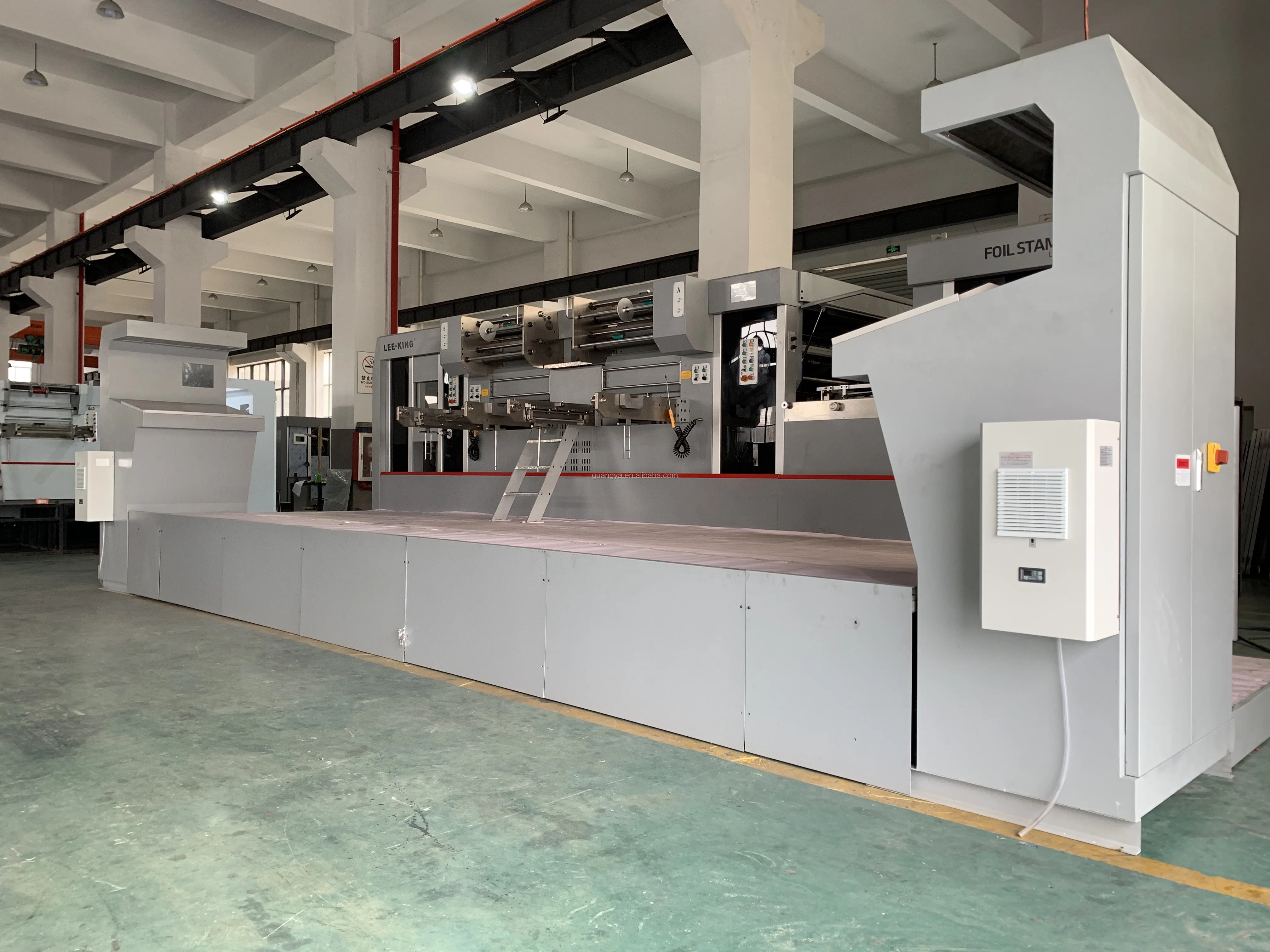 LK 106M Automatic creasing die cutting machine