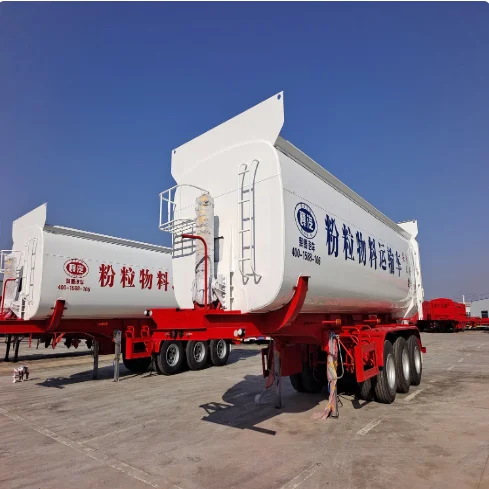 The Powder And Granule Material Transport Truck Is Safe, Environmentally Friendly And Convenient.
